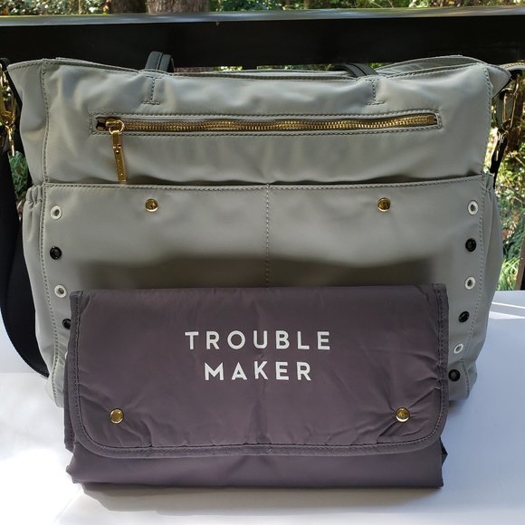 MILLY Luxe Diaper Baby Bag w/ Changing Pad in Soft Gray Extra Large Brand New - Picture 2 of 4